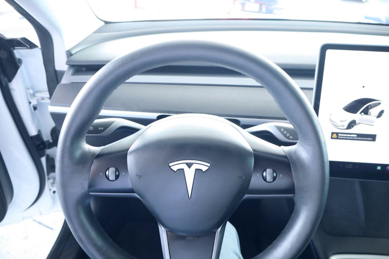 Used 2021 Tesla Model 3 Standard Range Plus RWD image 21