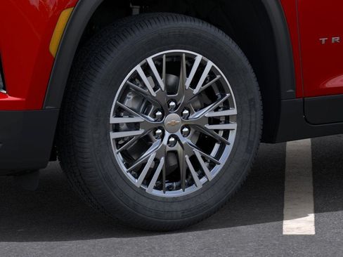 New 2026 Chevrolet Traverse LT w/ Driver Confidence Package FWD image 33