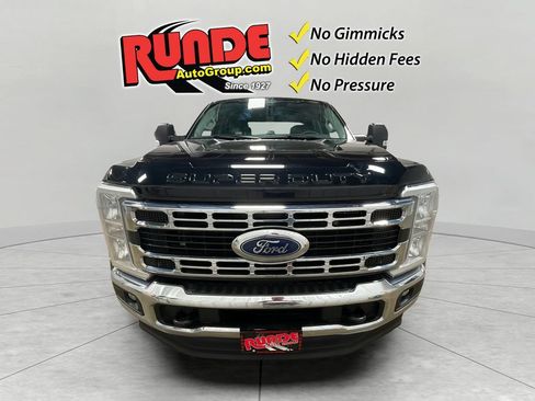 Used 2024 Ford F450 XLT w/ FX4 Off-Road Package AWD/4WD image 9