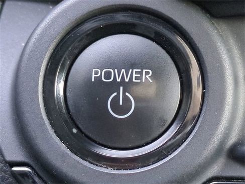 Used 2023 Toyota Crown XLE image 26