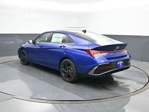 New 2026 Hyundai Elantra SEL Sport image 4