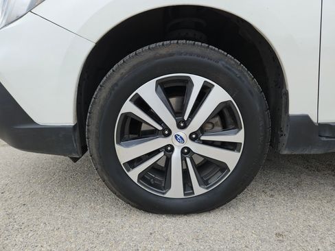 Used 2019 Subaru Outback 3.6R Limited image 31