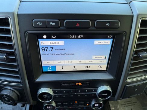 Used 2019 Ford Expedition Max XLT w/ Equipment Group 202A AWD/4WD image 38