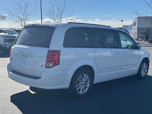 Used 2014 Dodge Grand Caravan SXT image 7