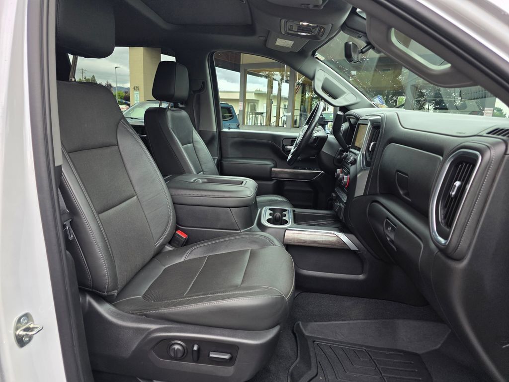 Used 2020 Chevrolet Silverado 2500 LTZ w/ LTZ Premium Package AWD/4WD image 24