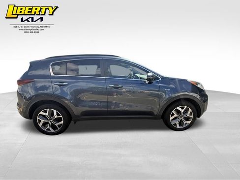 Used 2022 Kia Sportage EX AWD/4WD image 8
