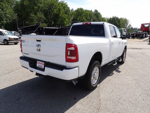 Used 2024 RAM 2500 Laramie AWD/4WD image 7