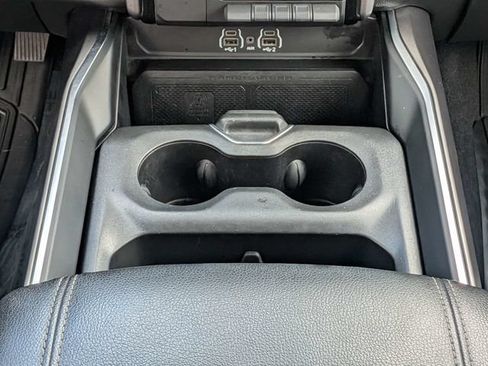 Used 2025 RAM 1500 Big Horn AWD/4WD image 22