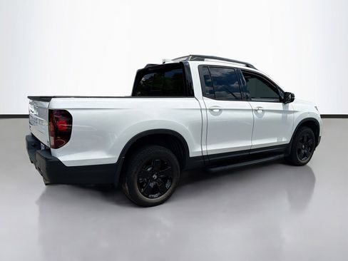Used 2024 Honda Ridgeline Black Edition image 5