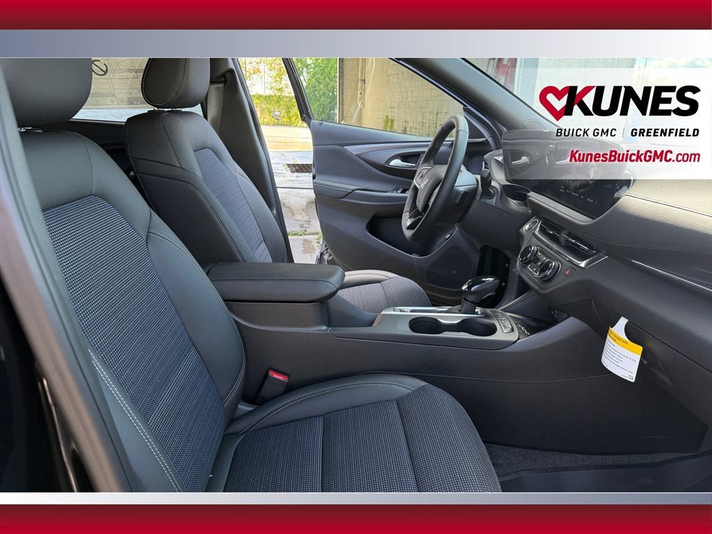 New 2026 Buick Envista Preferred w/ Convenience I Package FWD image 39