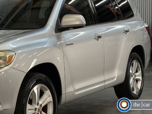 Used 2009 Toyota Highlander Limited image 2