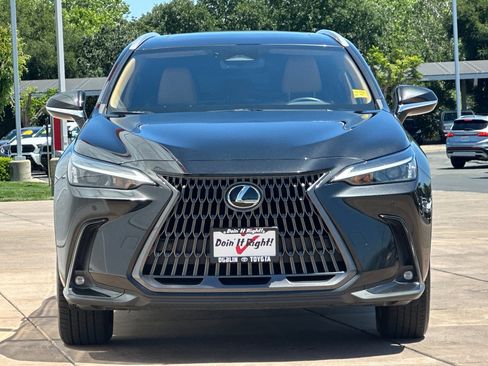 Used 2024 Lexus NX 250 FWD image 10