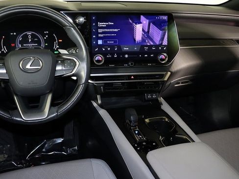 Used 2023 Lexus RX 350 350h Premium Plus image 16