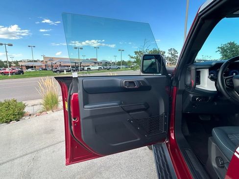 Used 2025 Ford Bronco Heritage Edition AWD/4WD image 10
