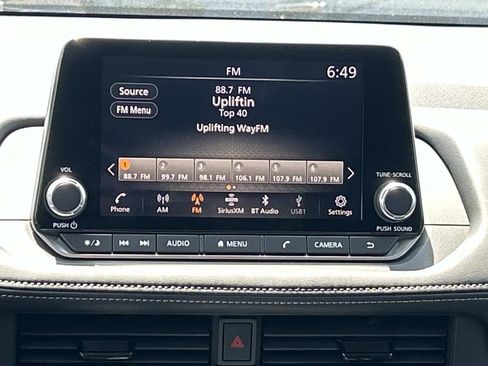New 2026 Nissan Rogue SV FWD image 25