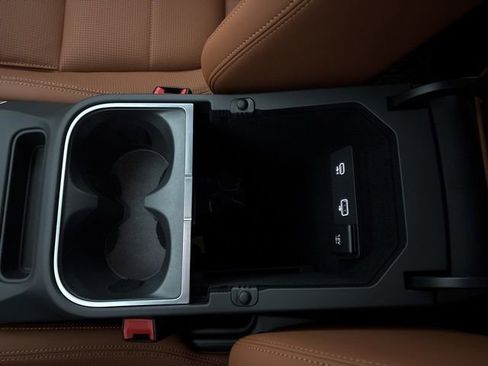 Used 2024 Jaguar I-PACE R-Dynamic HSE image 21