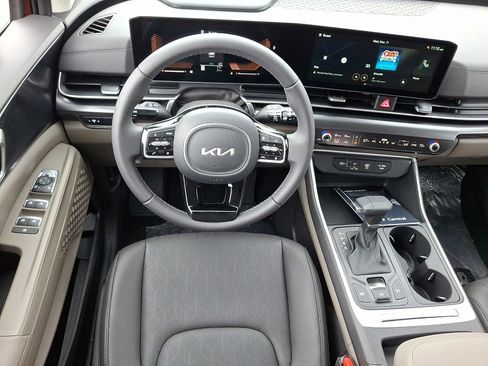 New 2026 Kia Carnival image 10