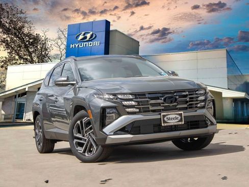 Used 2025 Hyundai Tucson Limited image 1