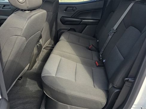 New 2026 Chevrolet Colorado W/T image 15