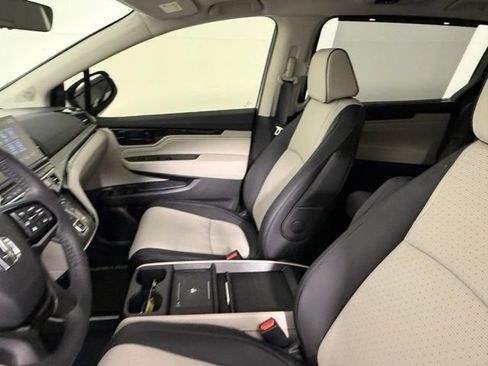 Used 2026 Honda Odyssey Elite image 28
