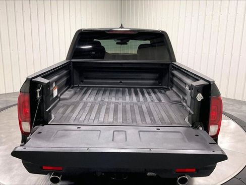 Used 2023 Honda Ridgeline Sport image 39