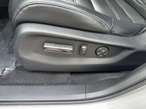 Used 2022 Honda CR-V EX-L image 8