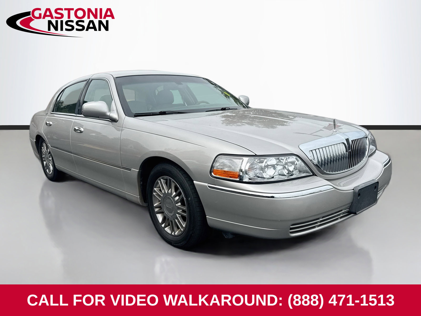 Used 2008 Lincoln Town Car Signature Limited RWD 360° Tour