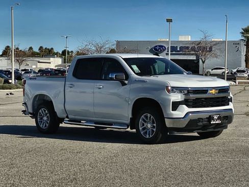 New 2026 Chevrolet Silverado 1500 LT image 3