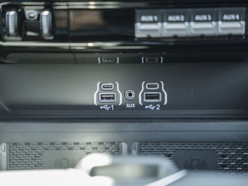 New 2026 RAM 2500 Laramie AWD/4WD image 29