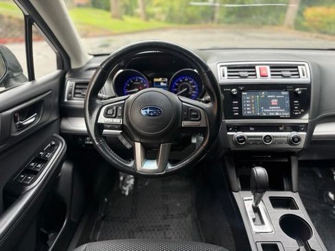 Used 2015 Subaru Outback 2.5i Premium AWD/4WD image 19
