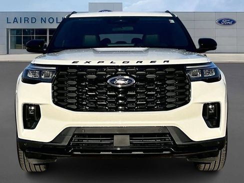 New 2026 Ford Explorer ST-Line w/ ST-Line Street Pack image 15