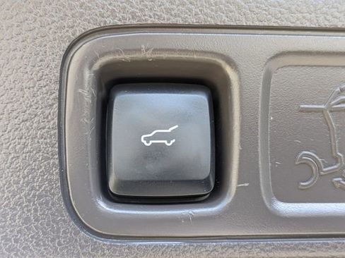 Used 2022 Lincoln Navigator Reserve image 15