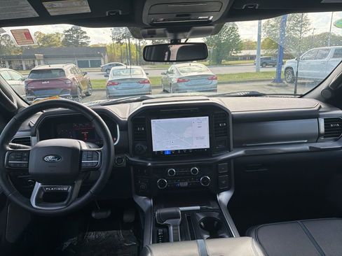 Used 2024 Ford F150 Platinum image 12