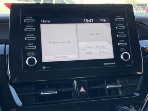 Used 2022 Toyota Camry SE image 17