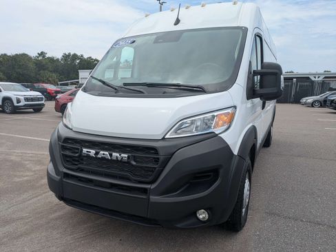 Used 2025 RAM ProMaster 2500 w/ Convenience Group FWD image 7