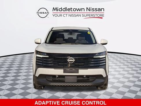 Certified 2025 Nissan Kicks SV AWD/4WD image 9