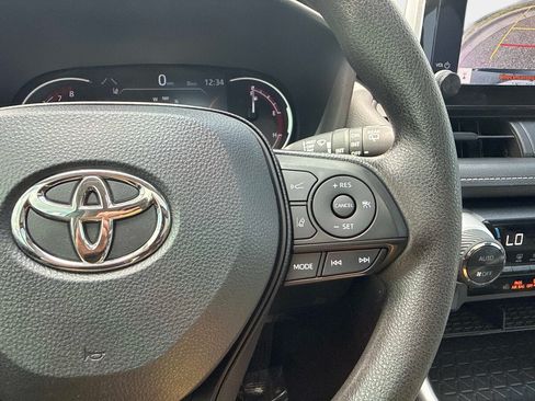 Used 2023 Toyota RAV4 XLE w/ Convenience Package FWD image 27
