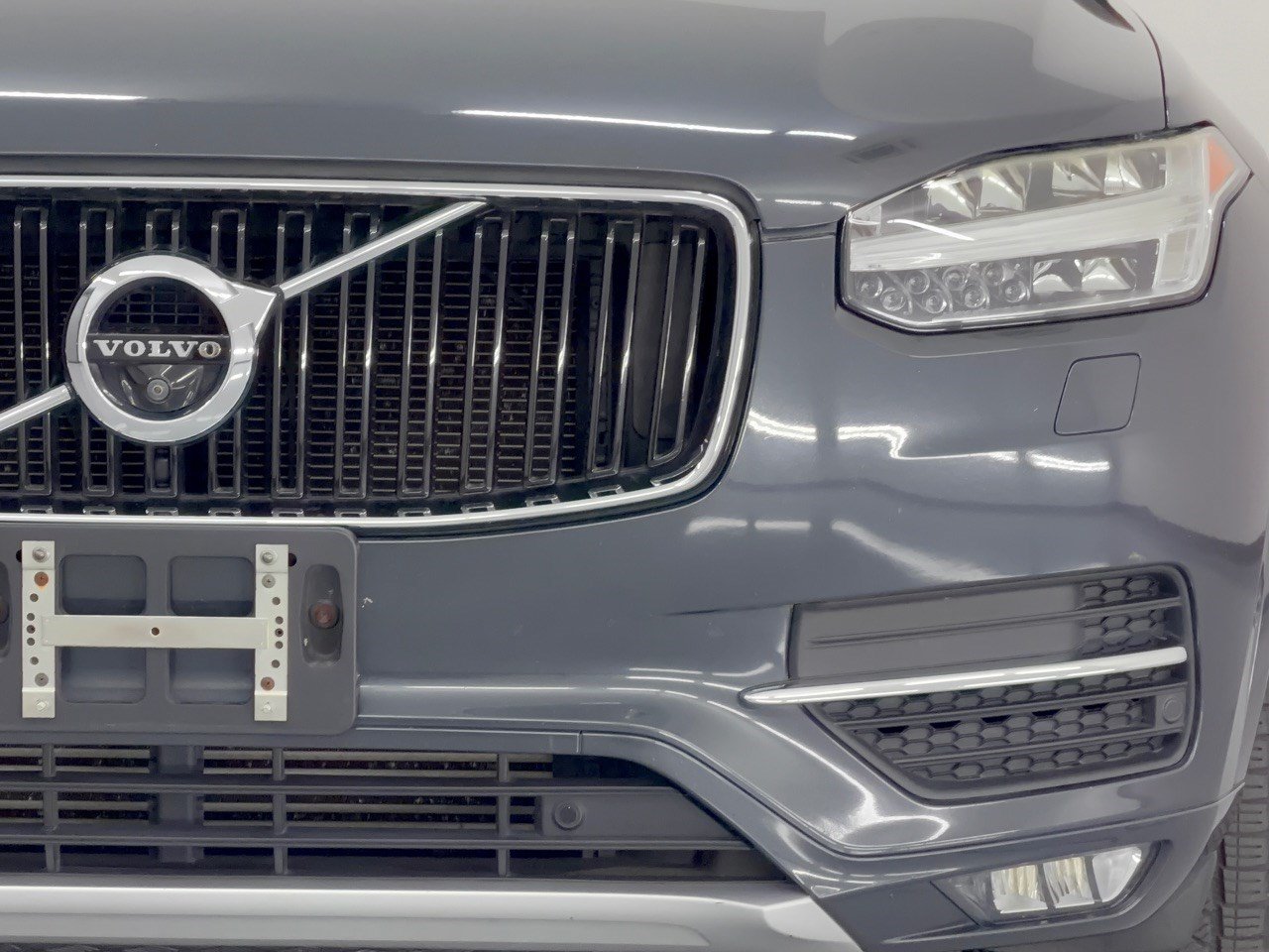 Used 2016 Volvo XC90 T6 Momentum AWD/4WD image 12