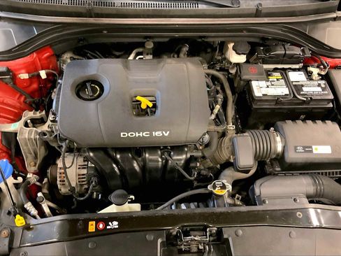 Used 2017 Hyundai Elantra Value Edition image 30