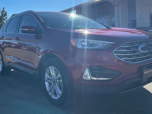 Used 2019 Ford Edge SEL w/ Equipment Group 201A image 3