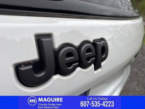 Used 2024 Jeep Compass Limited w/ High Altitude Package AWD/4WD image 15