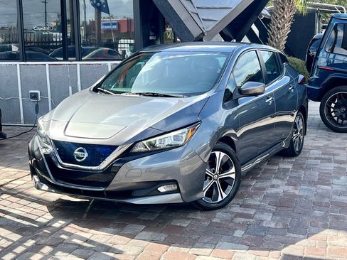 Used 2022 Nissan Leaf SV w/ SV Technology Package image 25