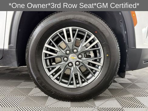 Used 2024 Chevrolet Traverse LT image 10