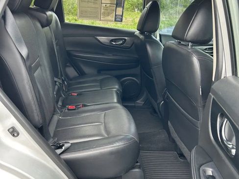Used 2015 Nissan Rogue SL w/ SL Premium Package AWD/4WD image 24
