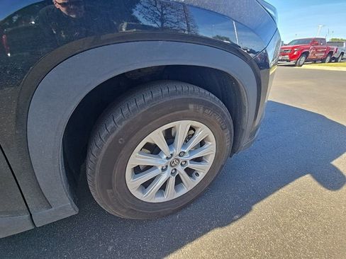 Used 2024 Toyota Grand Highlander XLE image 14