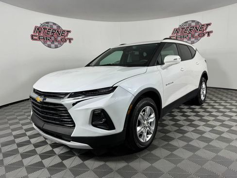 Used 2022 Chevrolet Blazer LT w/ Sound & Technology Package AWD/4WD image 3