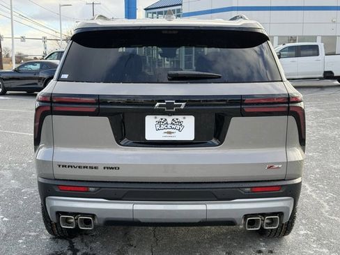 New 2026 Chevrolet Traverse Z71 w/ Enhanced Driving Package image 14