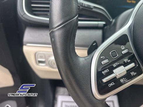 Used 2022 Mercedes-Benz GLS 450 4MATIC image 28