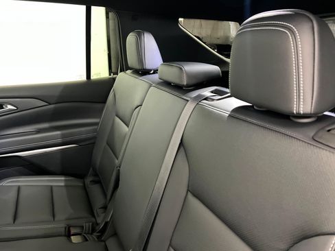 New 2026 Chevrolet Traverse LT w/ Enhanced Driving Package AWD/4WD image 22