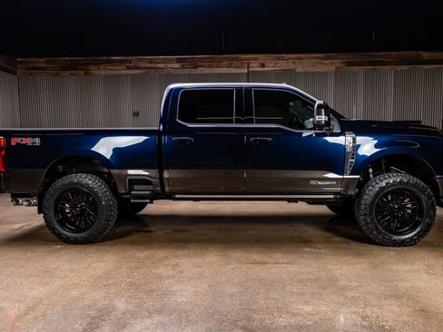 Used 2025 Ford F350 King Ranch image 11